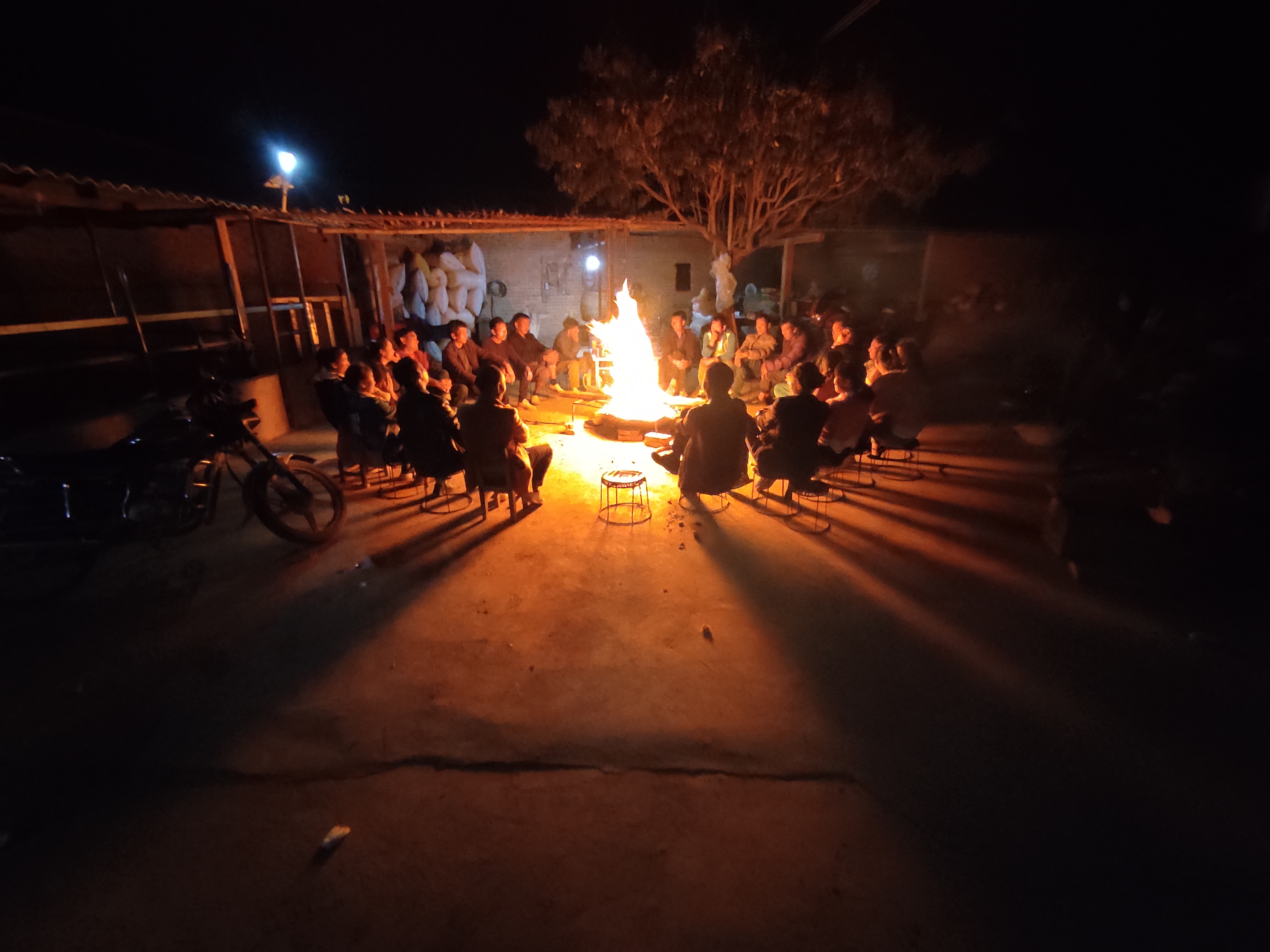 话家常 聊政策.jpg