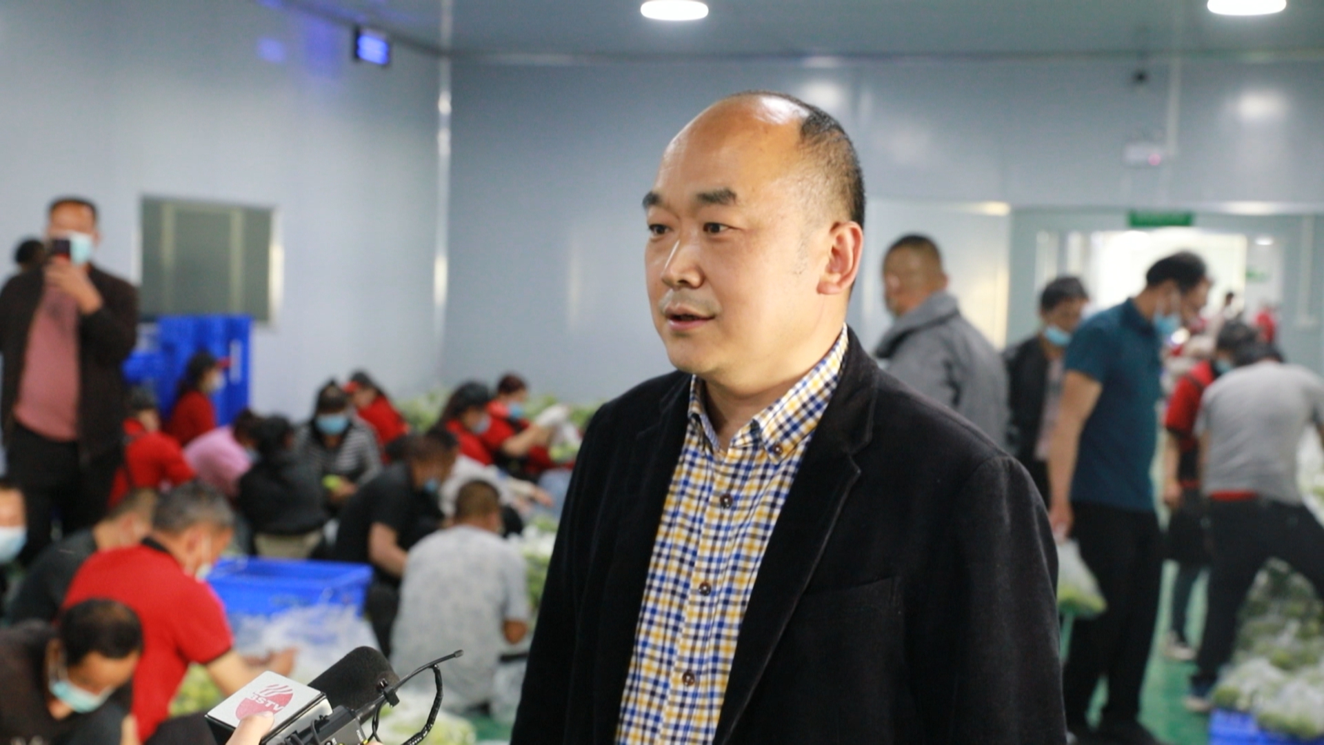 爱心企业代表 茶 军 沪滇一家亲.jpg