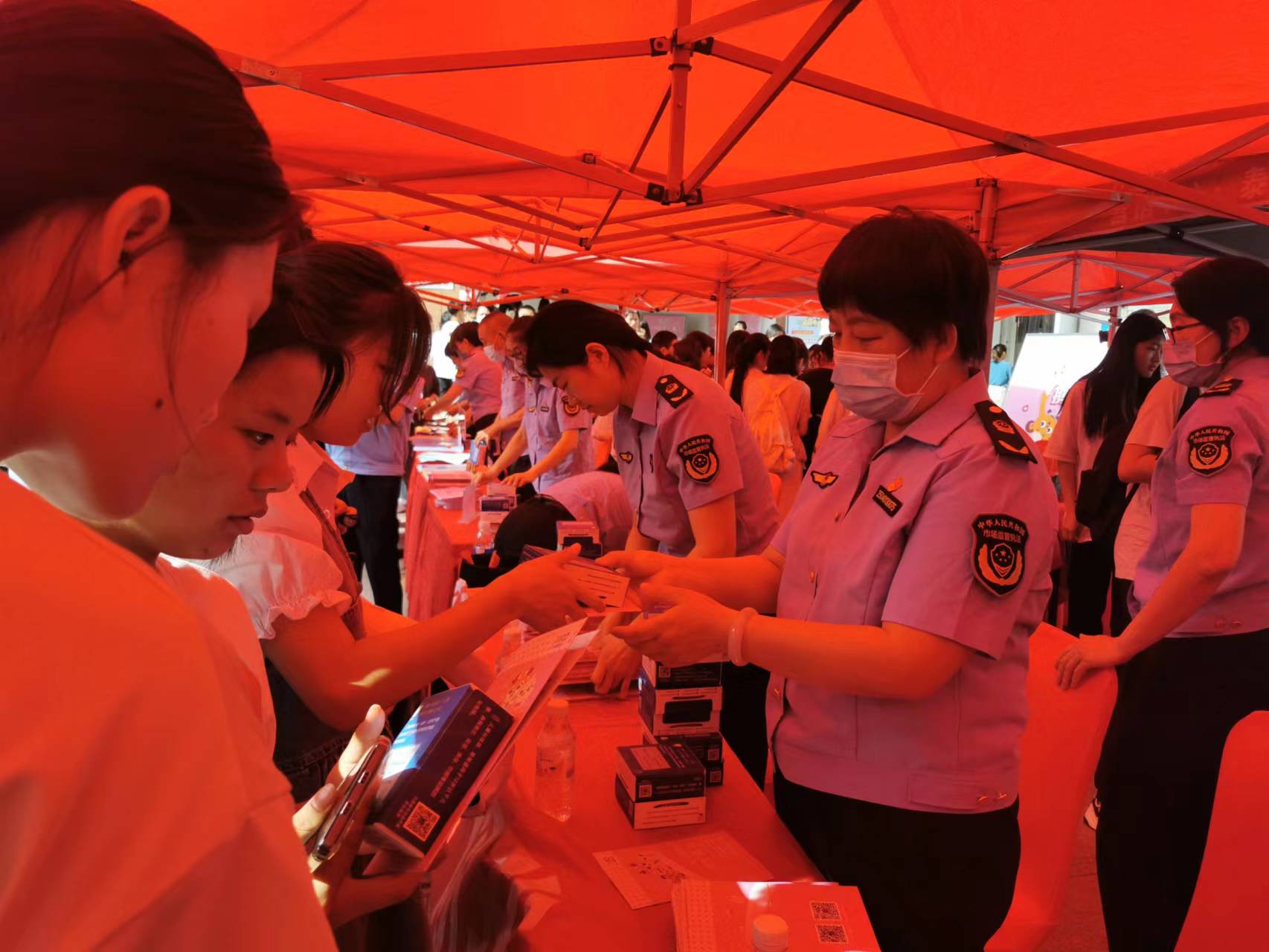 插图2（组合图2—2）.jpg