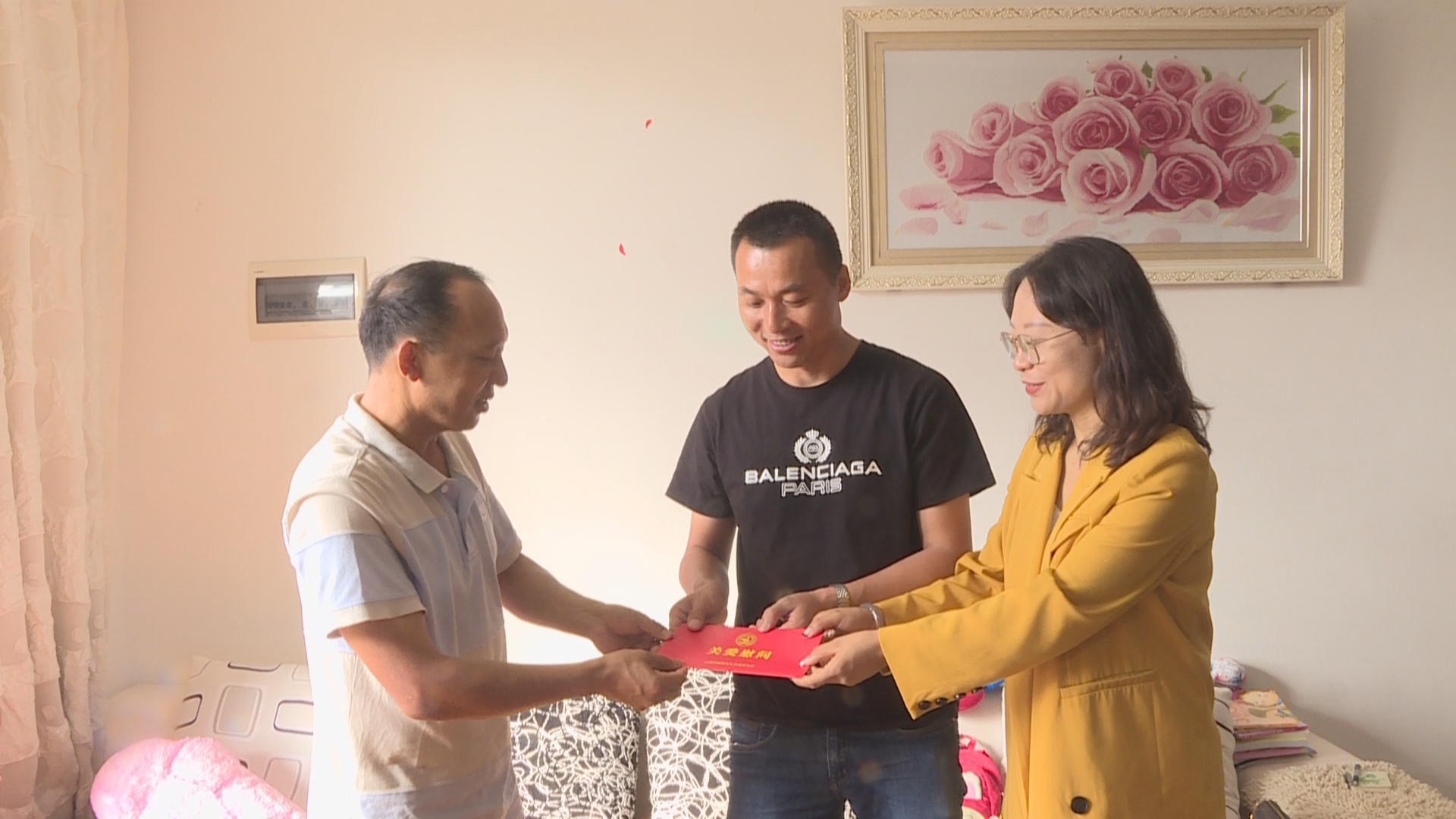 我区慰问退役军人和伤残军人 (4).jpg