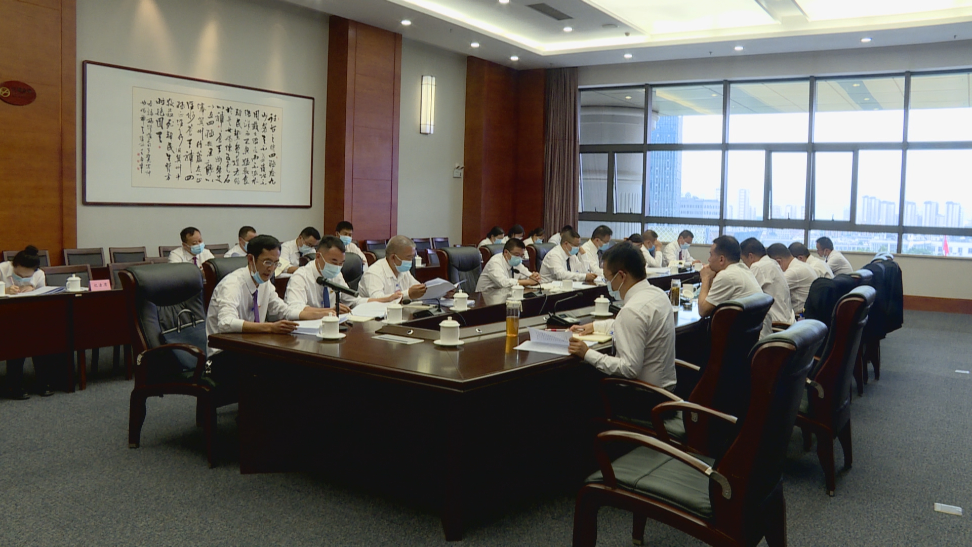 坚定信心 铆足干劲 (2).jpg