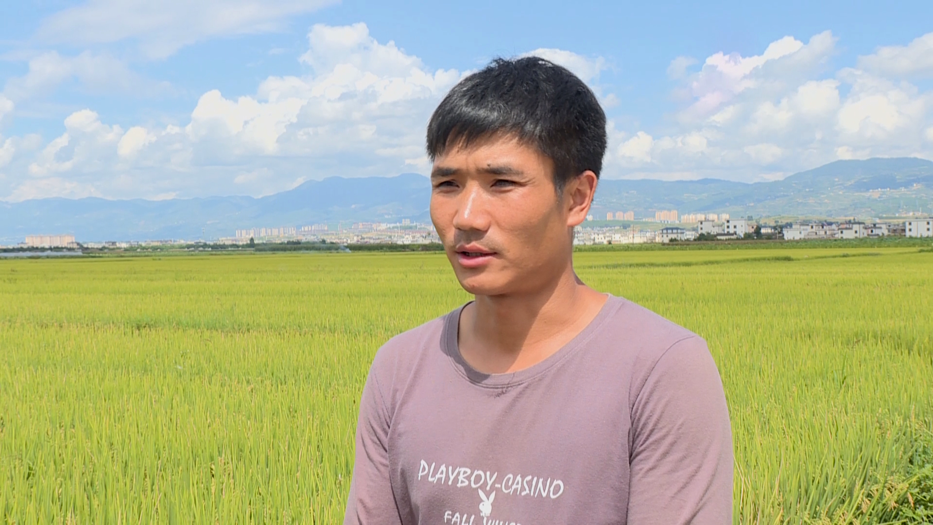 辛街乡邹里村村民 蒋蔡青g.png