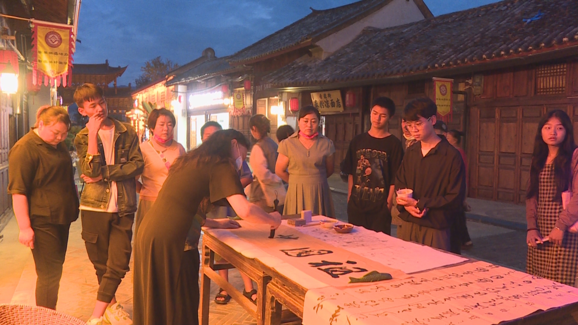 国庆小长假：打卡青龙街 家门口过节00.jpg