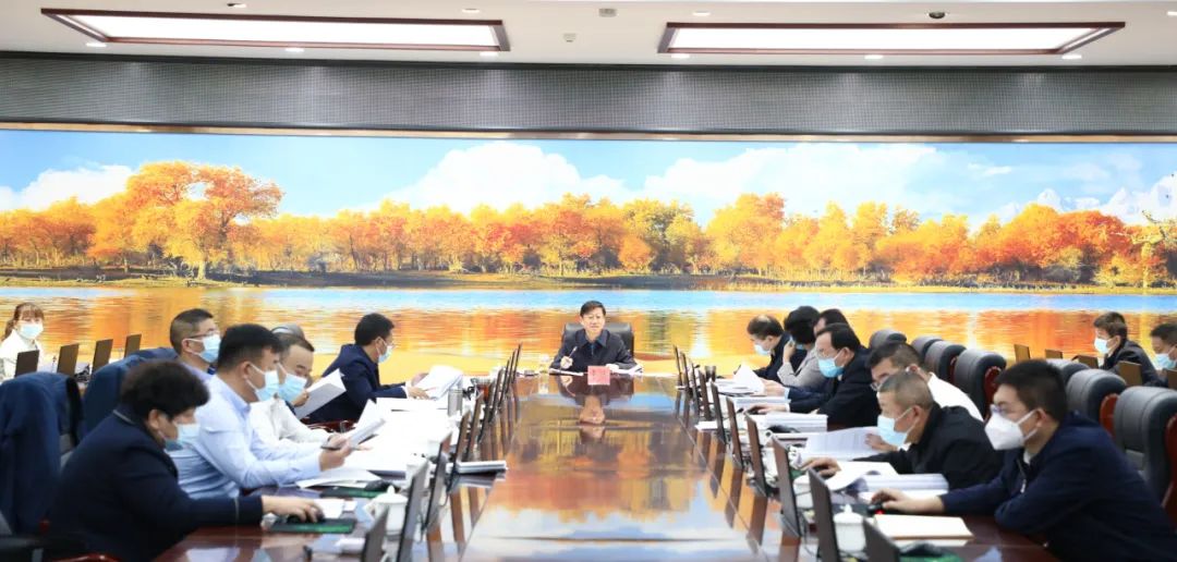 李江主持召開師市2022年第13次行政常務會議