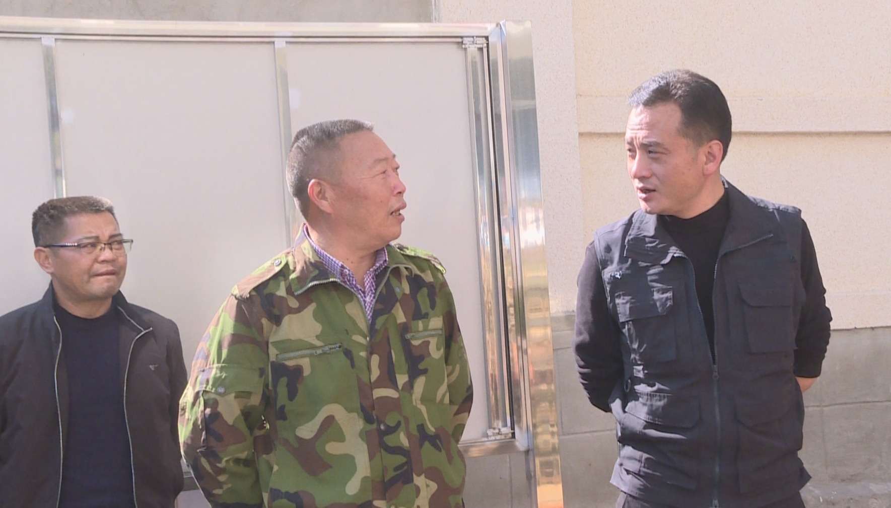 段忠华 杨俊波带队检查高黎贡山森林防火工作并看望慰问森林防火一线工作人员02.jpg