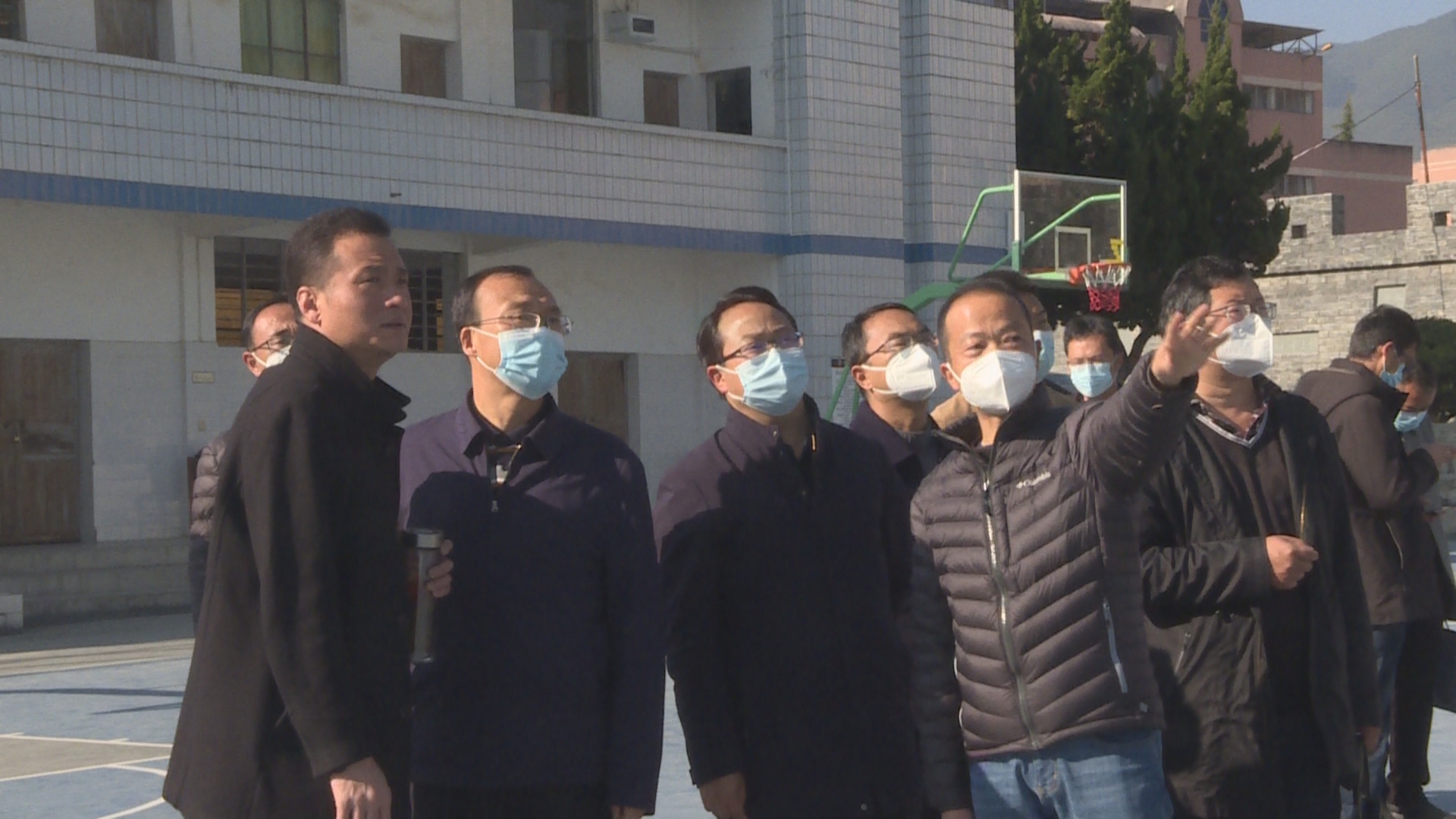 市委书记杨军深入隆阳区第一中学调研01.jpg