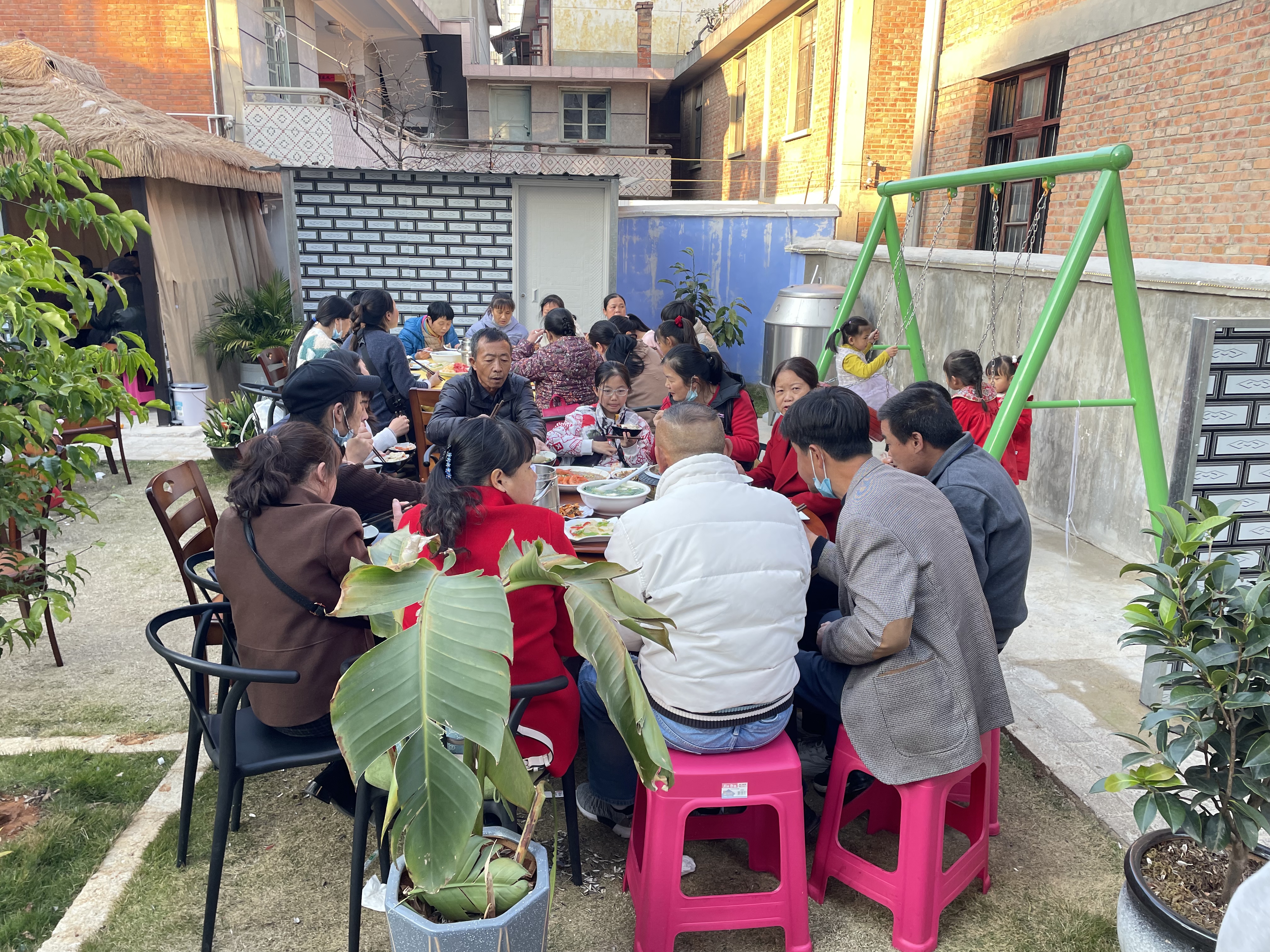 品侨味 说侨话 聚侨心 (2).jpg