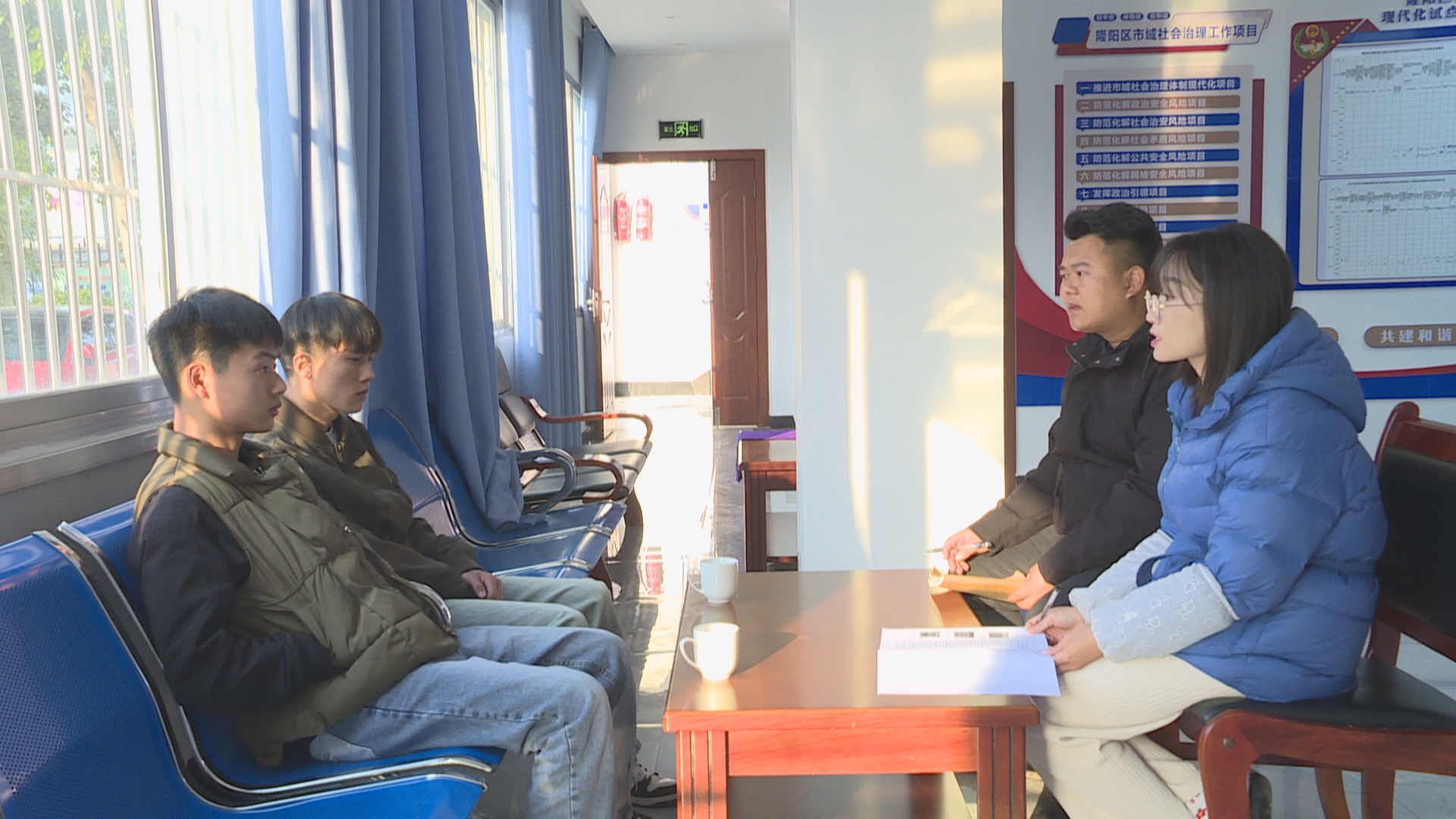 (已审)隆阳小伙见义勇为，你们好样的！5 (1).jpg