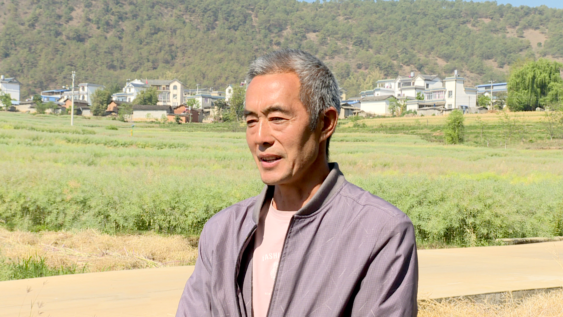 白玉村村民 杨连庄0.png