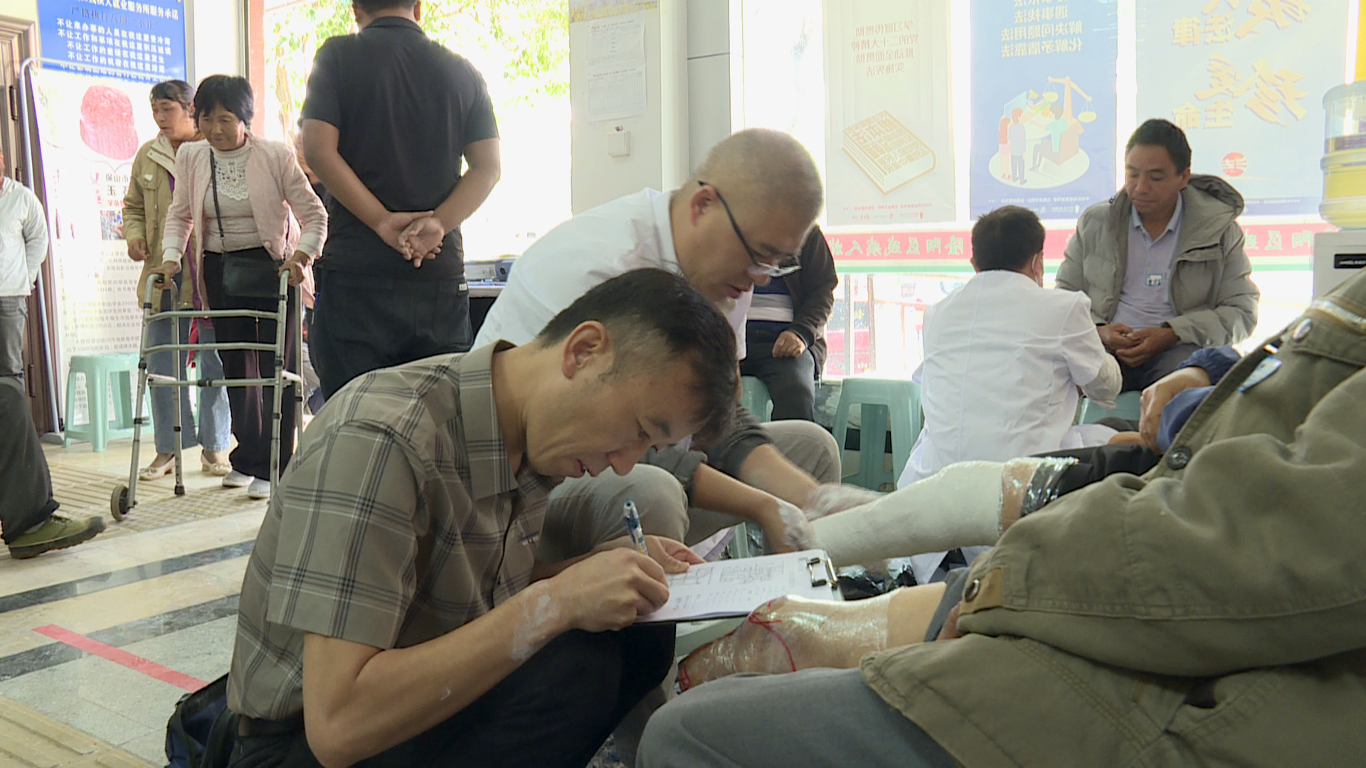 我区举行第33次全国助残日主题活动(16)0.png
