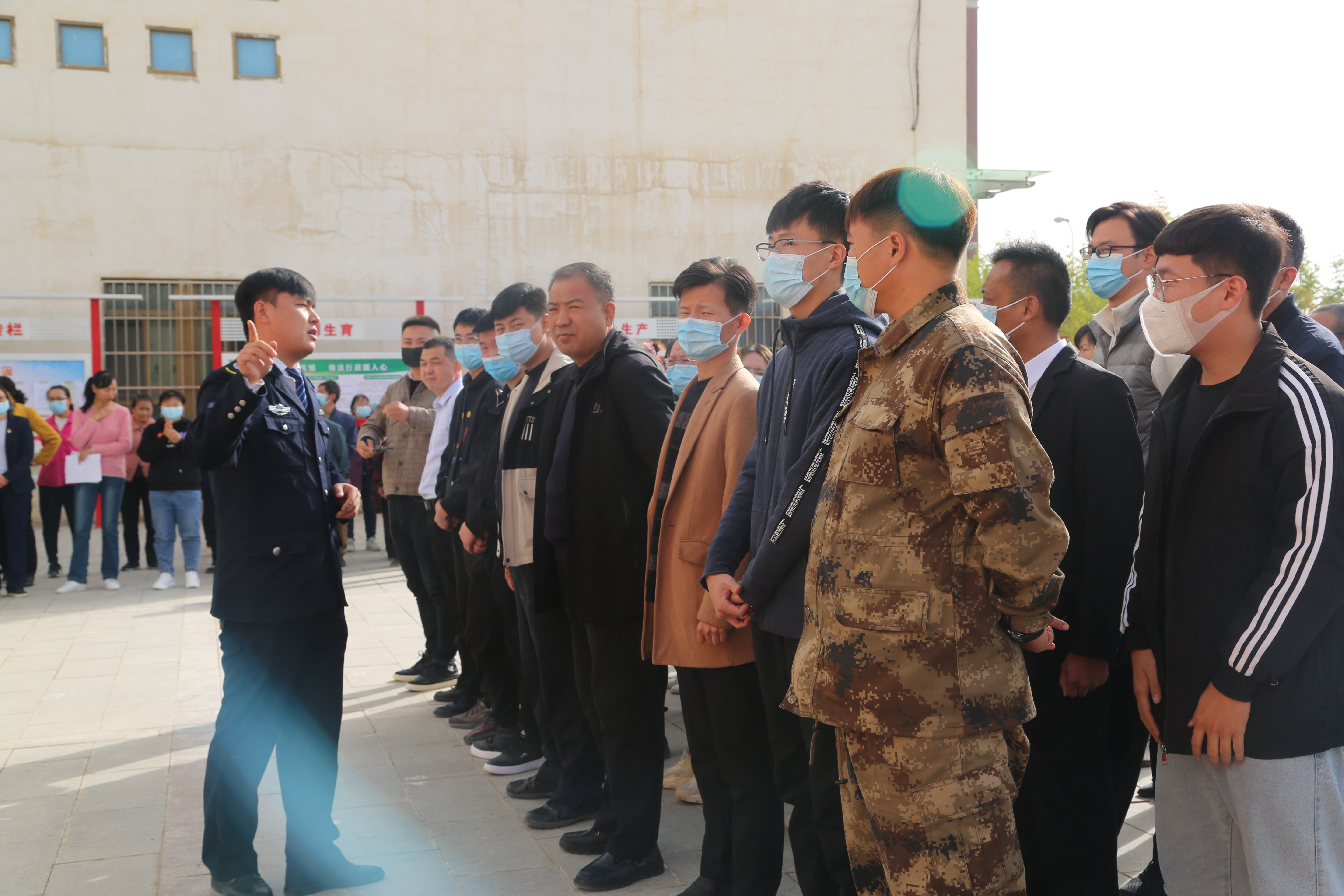 三〇团开展消防演练筑牢安全防线