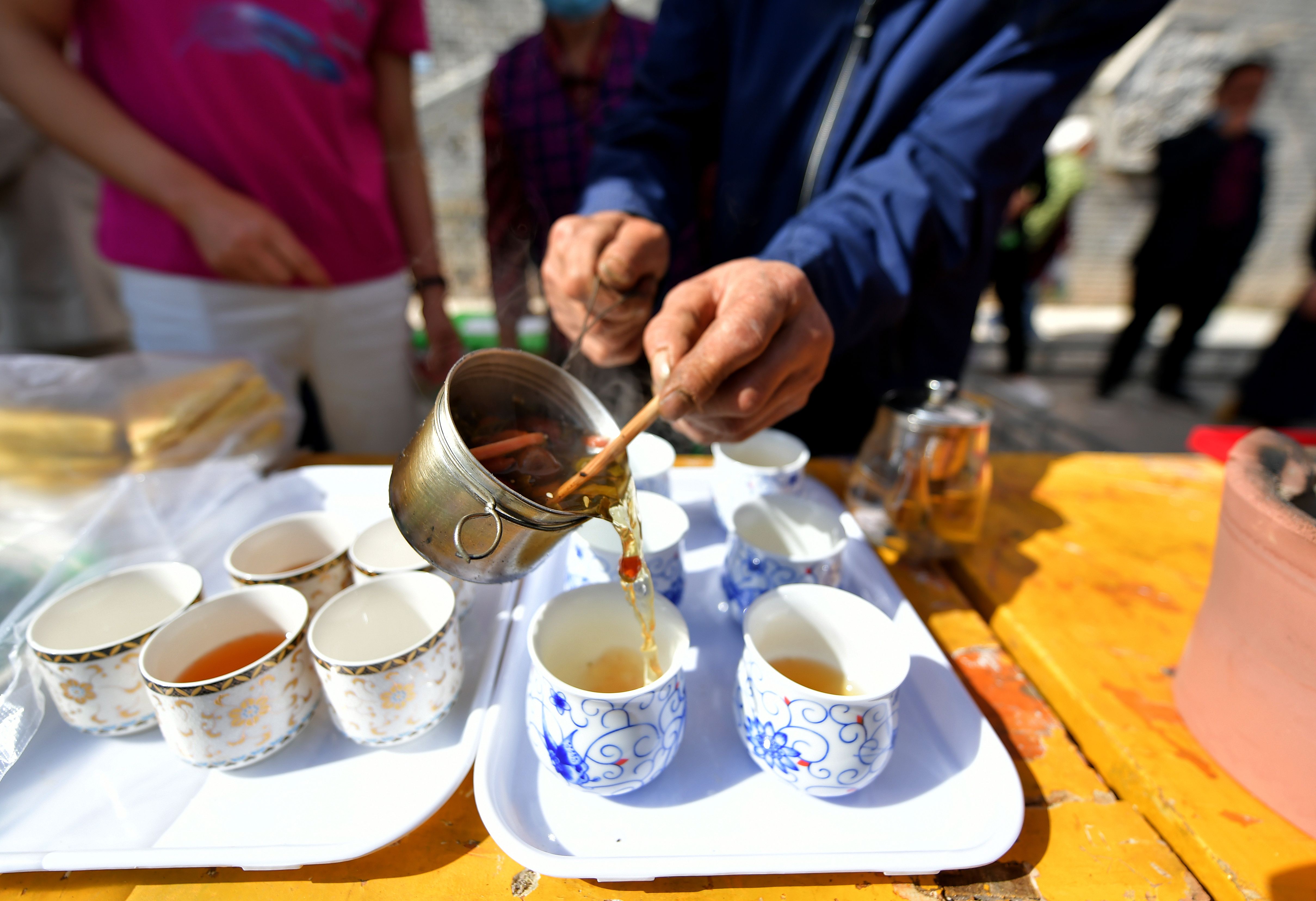 老巷子里茶味浓