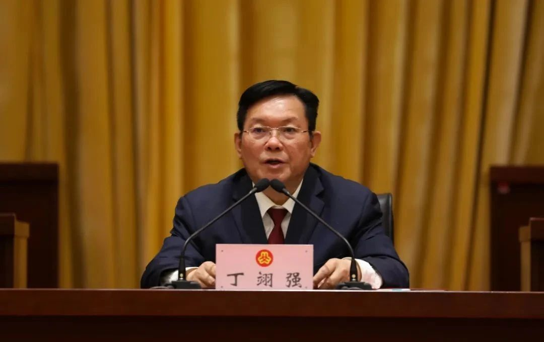 您的位置:>首页>领导之窗>领导活动>详细内容>丁翊强要求,师市各级党